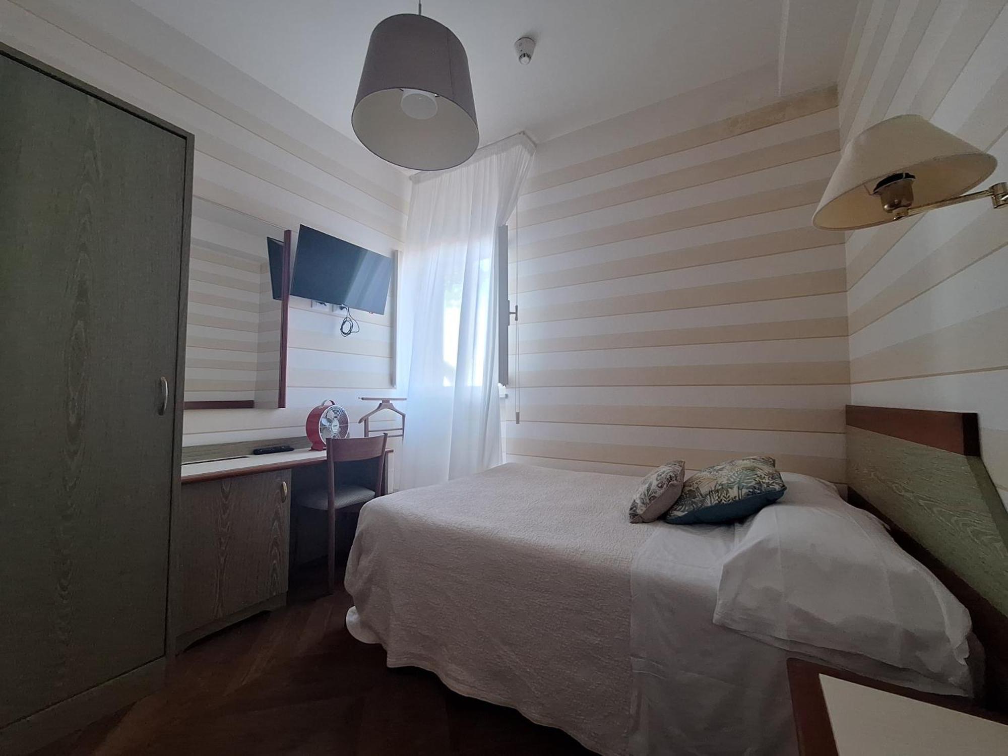 Hotel Villa Tiziana Marina di Pietrasanta Exterior foto