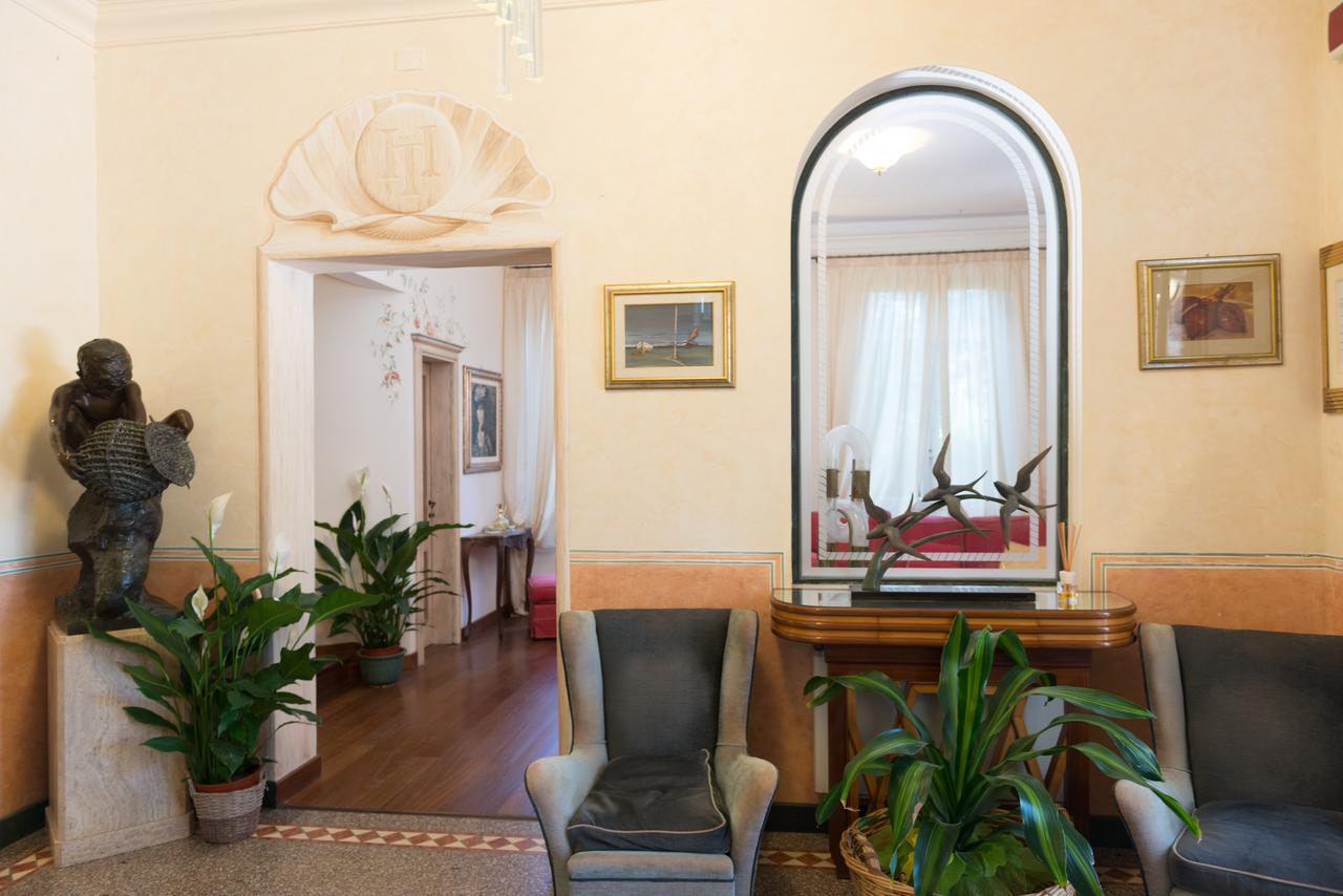 Hotel Villa Tiziana Marina di Pietrasanta Exterior foto